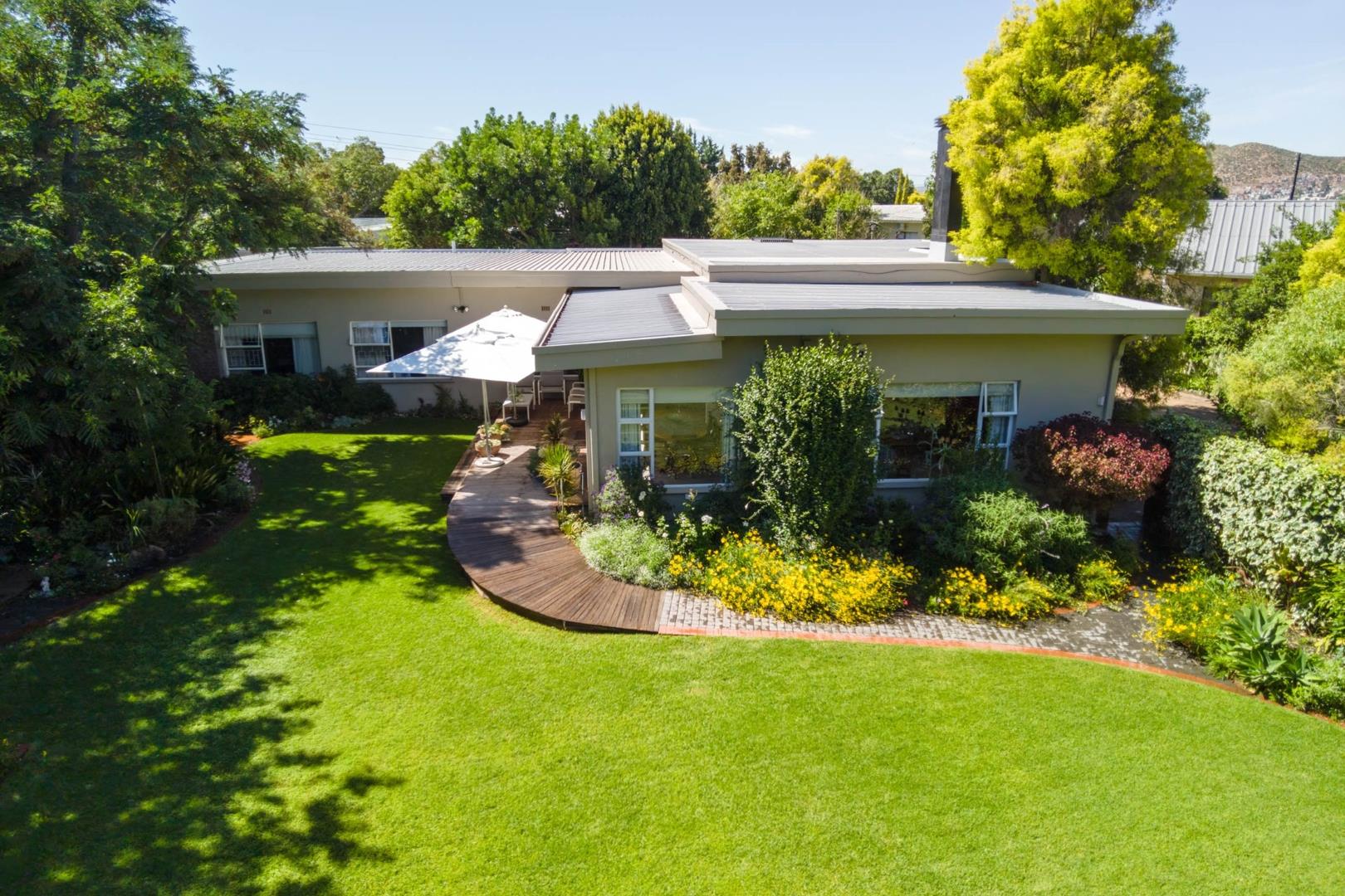 4 Bedroom House for sale in Robertson 5 Elm Avenue P24113829497