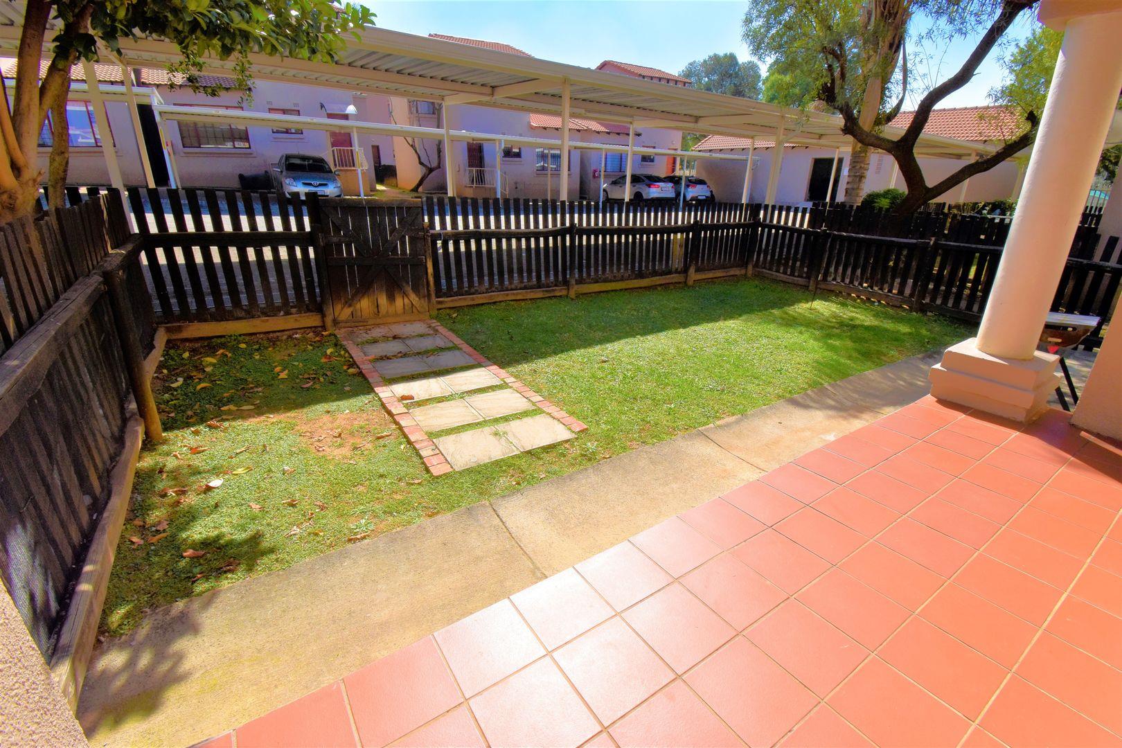 2 Bedroom Apartment / flat to rent in Northwold P24114637488