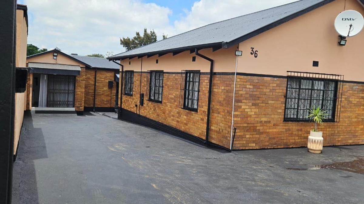 6 Bedroom House for sale in Crosby 36 Old Castle Avenue P24113830008