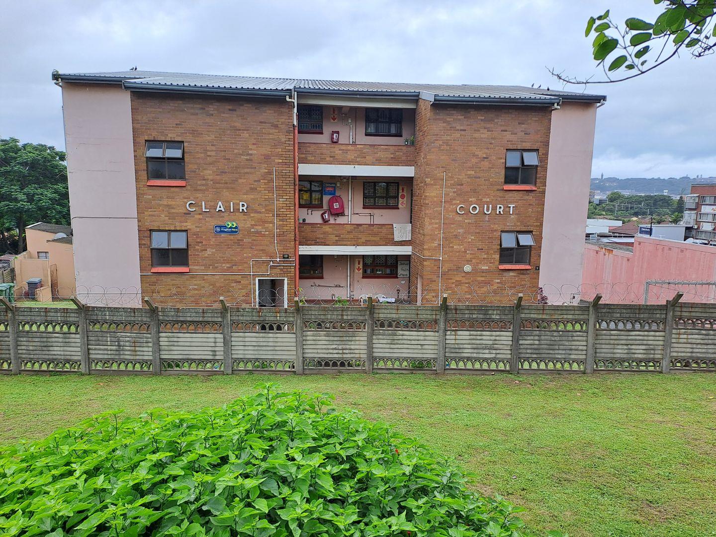 2.5 Bedroom Apartment / flat for sale in Montclair P24113830185