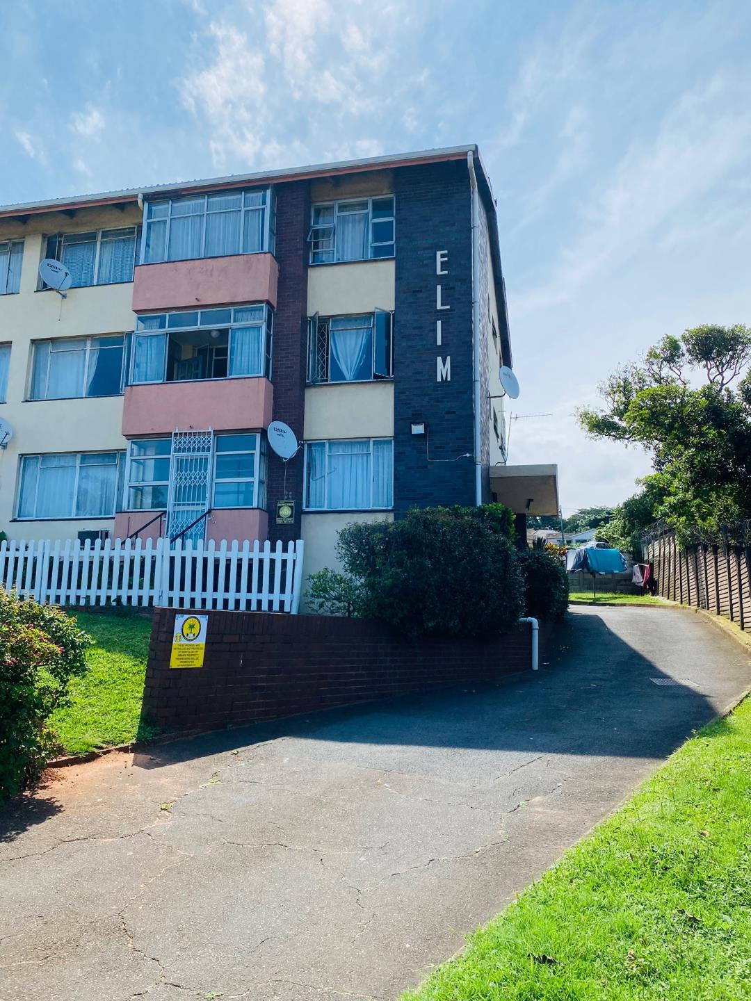 1 Bedroom Apartment / flat for sale in Montclair P24113830395