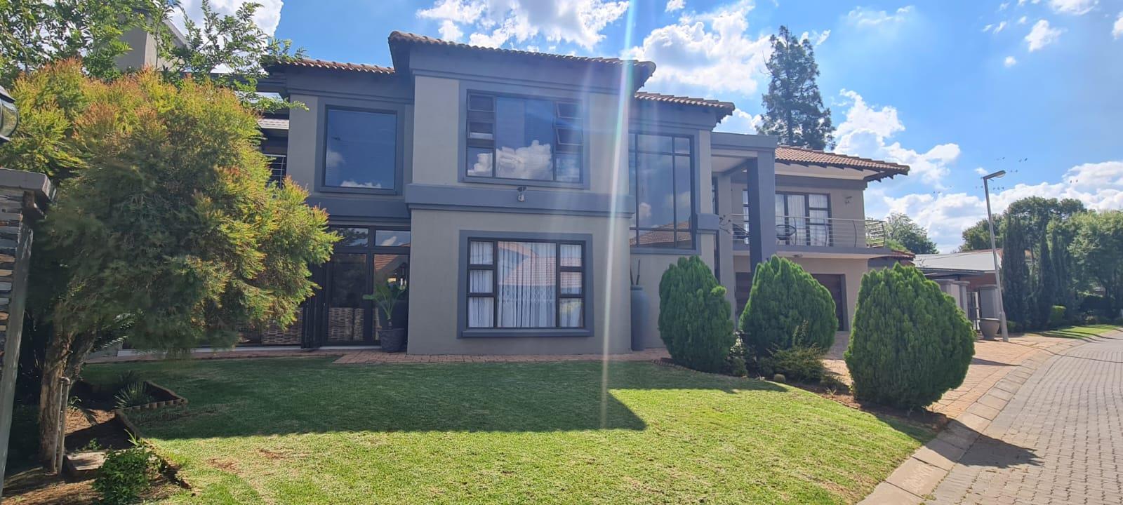 5 Bedroom House for sale in Vanderbijlpark SW 5 P24113831049