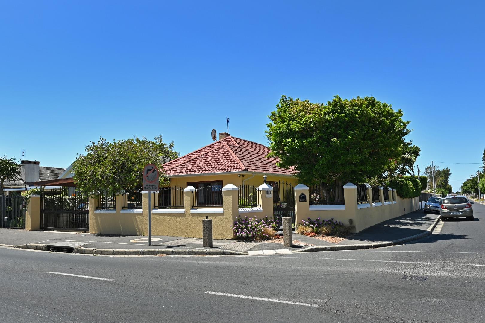 Plumstead Property Houses for sale in Plumstead