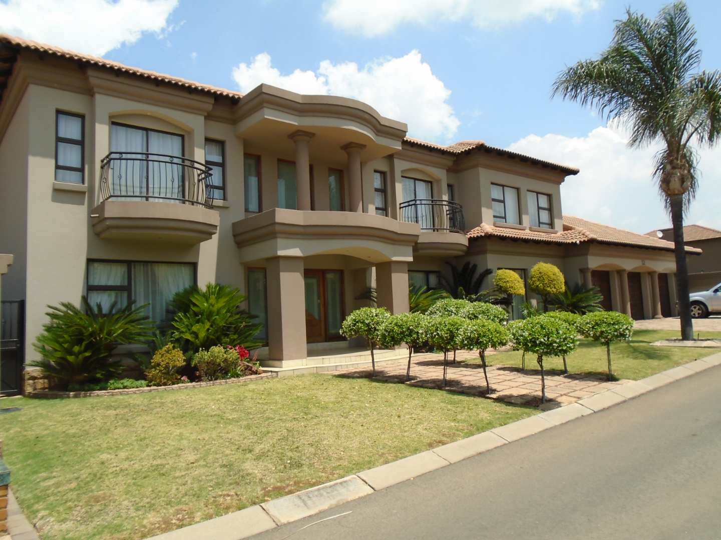4 Bedroom Townhouse for sale in Sunward Park P24113835840