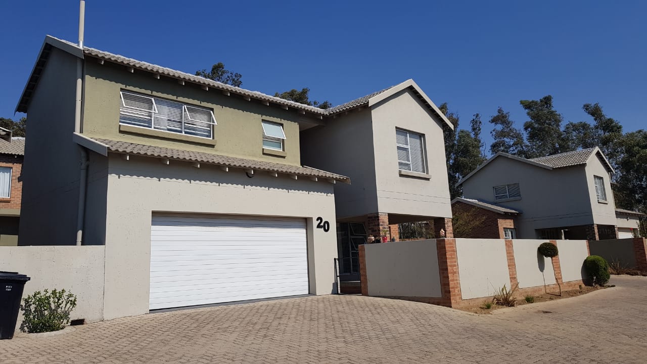 Honeydew Manor Property Property and houses for sale in Honeydew