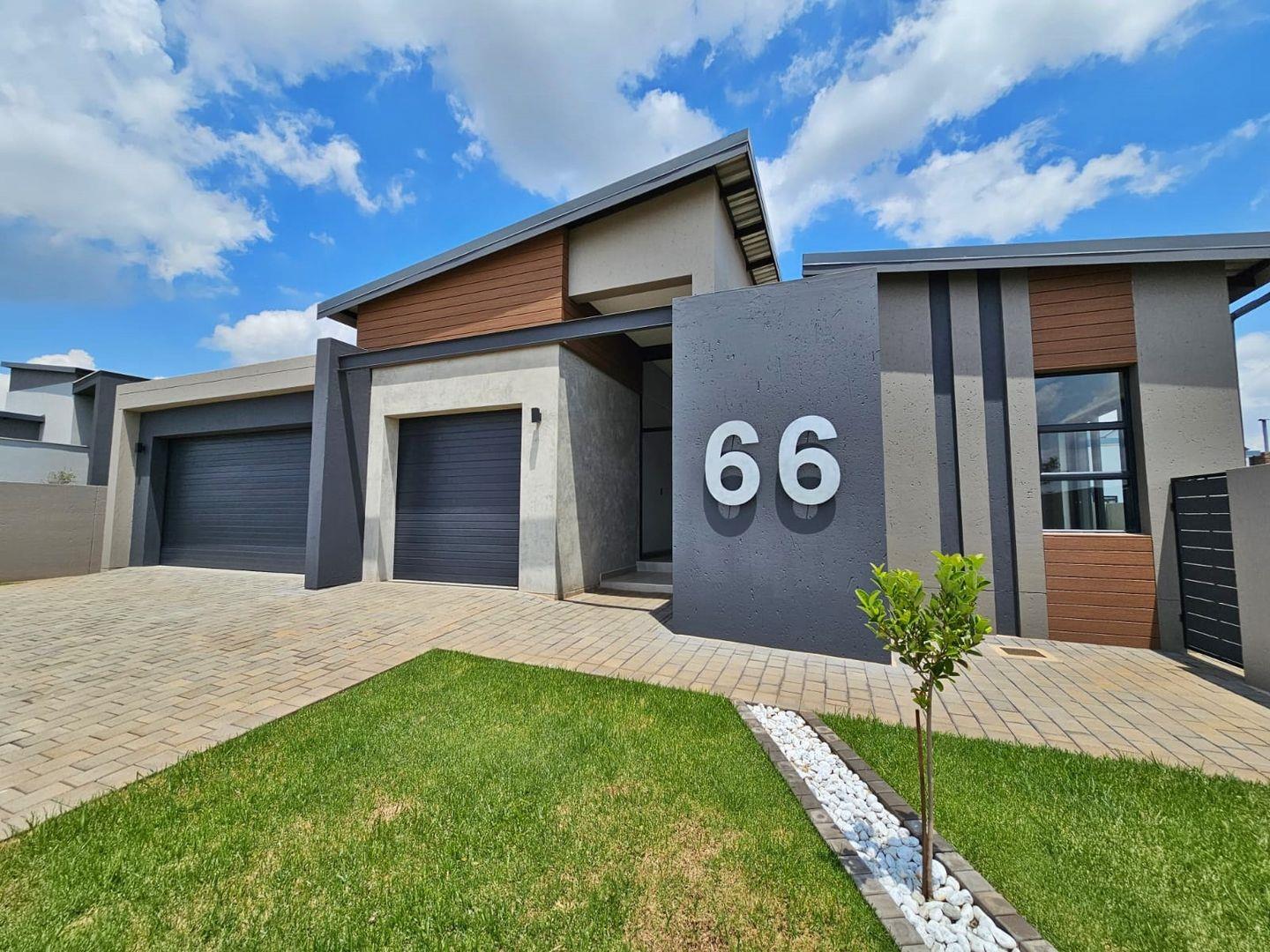 4 Bedroom House for sale in Midstream Heights 6571, 66 Eiffel Tower