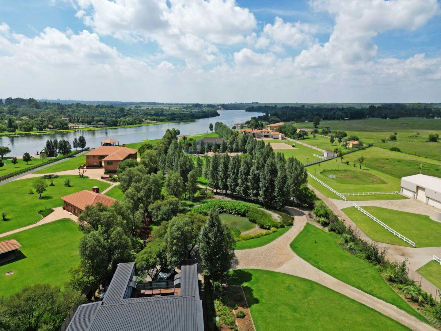 5 Bedroom House for sale in Marlbank P24113354414