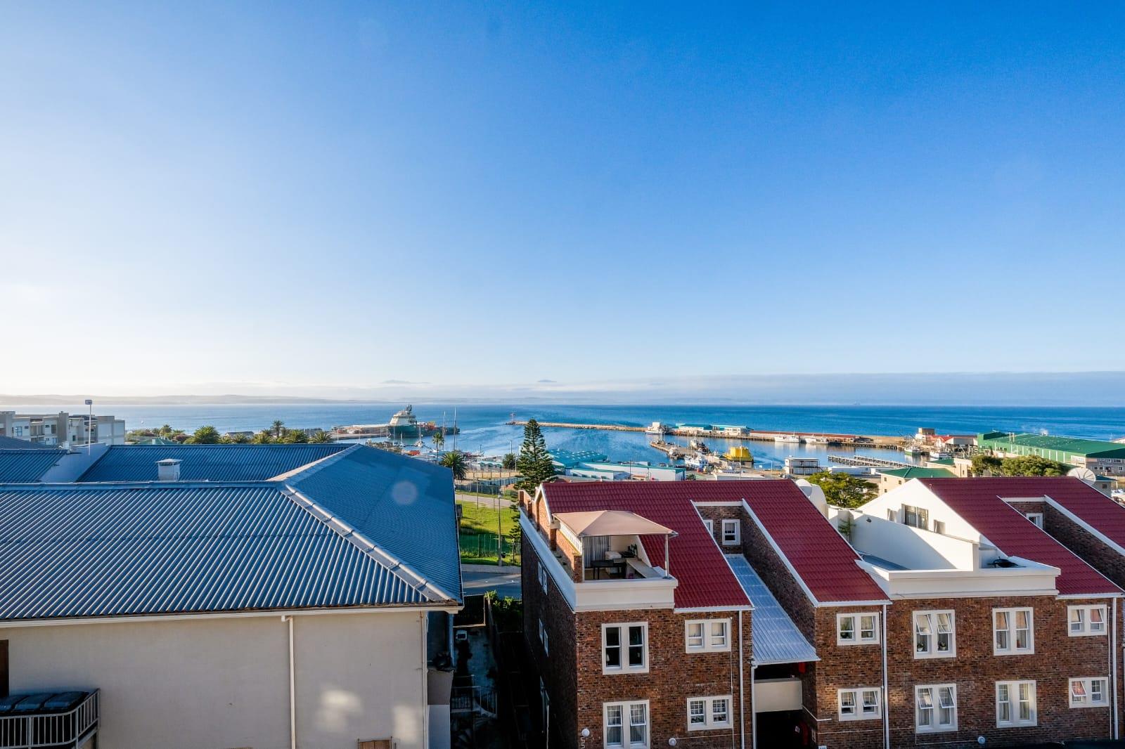 Mossel Bay Central Property Apartments / flats for sale in Mossel Bay