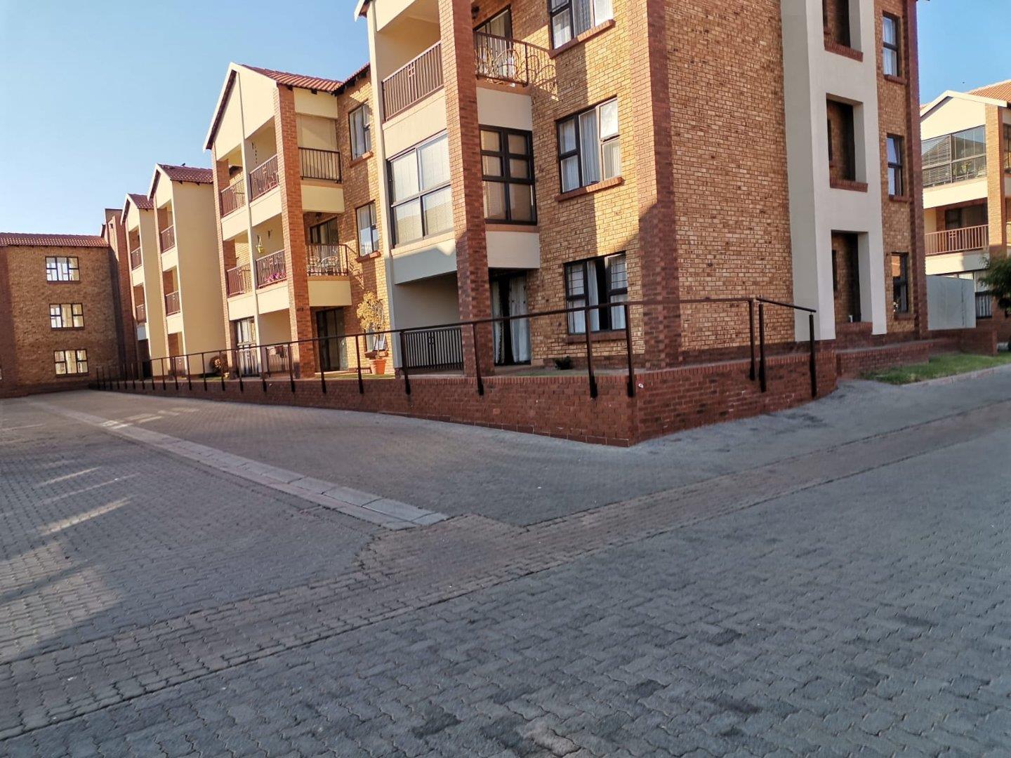 Brentwood Park, Benoni Property Property and houses to rent in