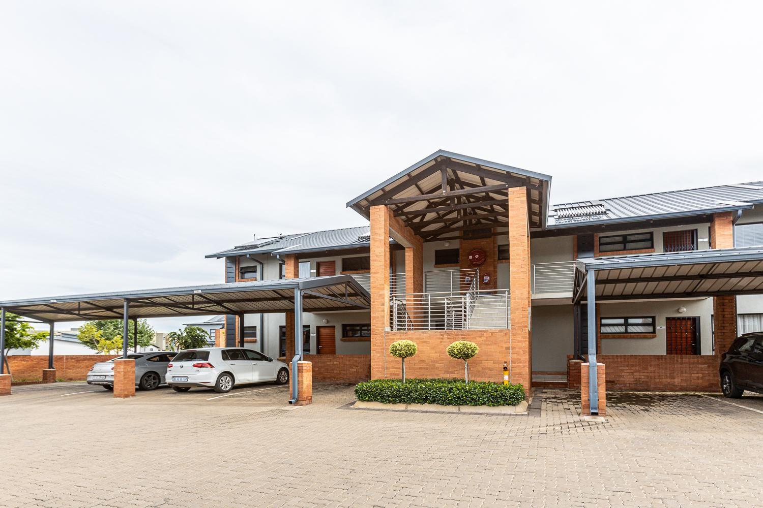 2 Bedroom Apartment / flat for sale in Six Fountains Residential Estate