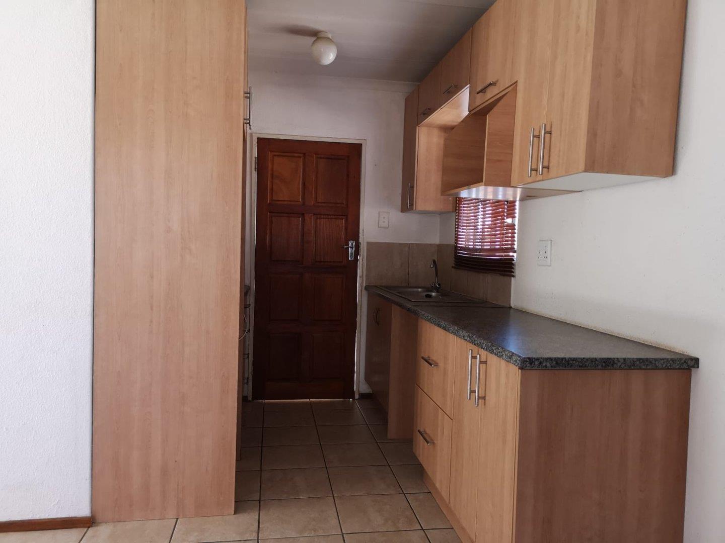 2 Bedroom House for sale in Cosmo City P24113844285