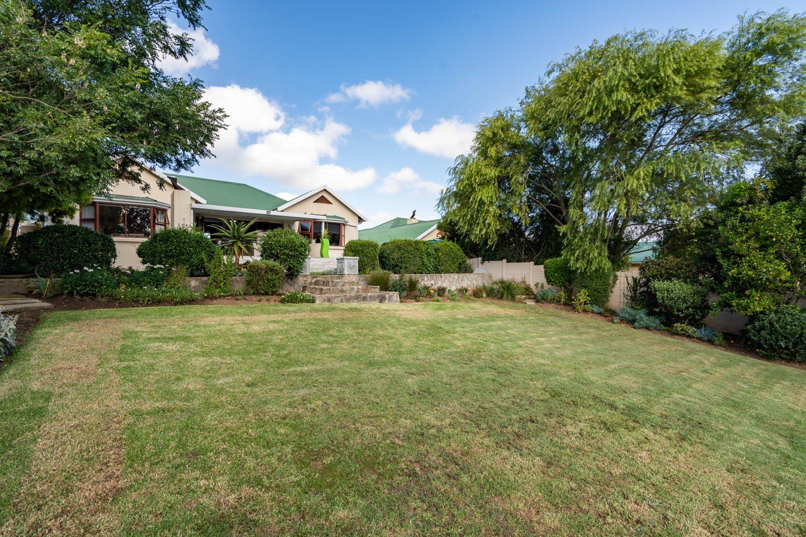 3 Bedroom Townhouse for sale in Kingswood Kingsview Estate, 4 Kingsview Estate P24113796023