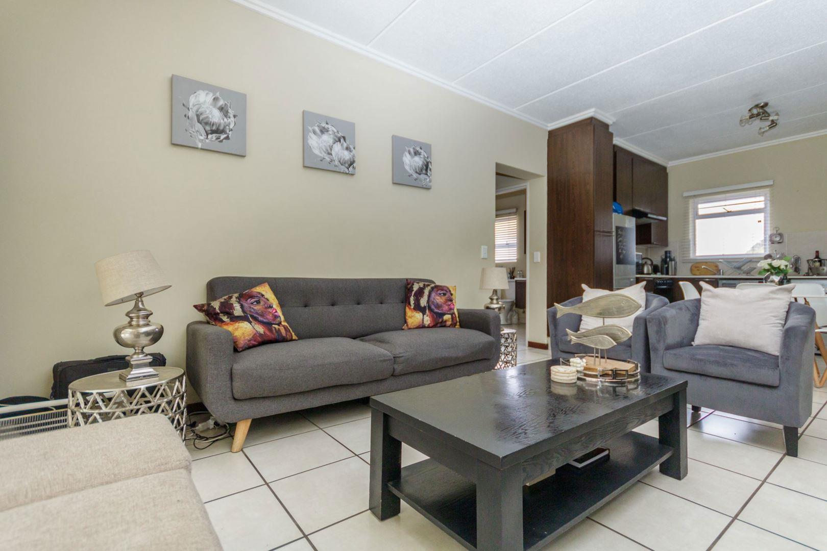 1 Bedroom Apartment / flat for sale in Bryanston 3 Charles Street