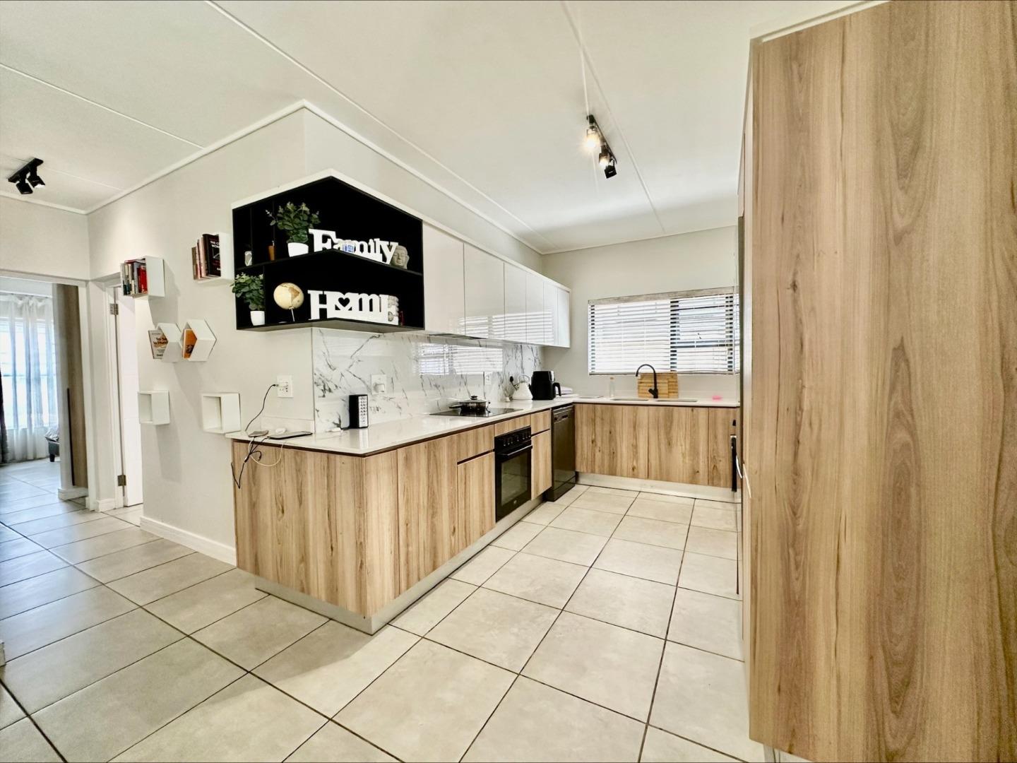 3 Bedroom Apartment / flat for sale in Waterfall Munyaka Lifestyle