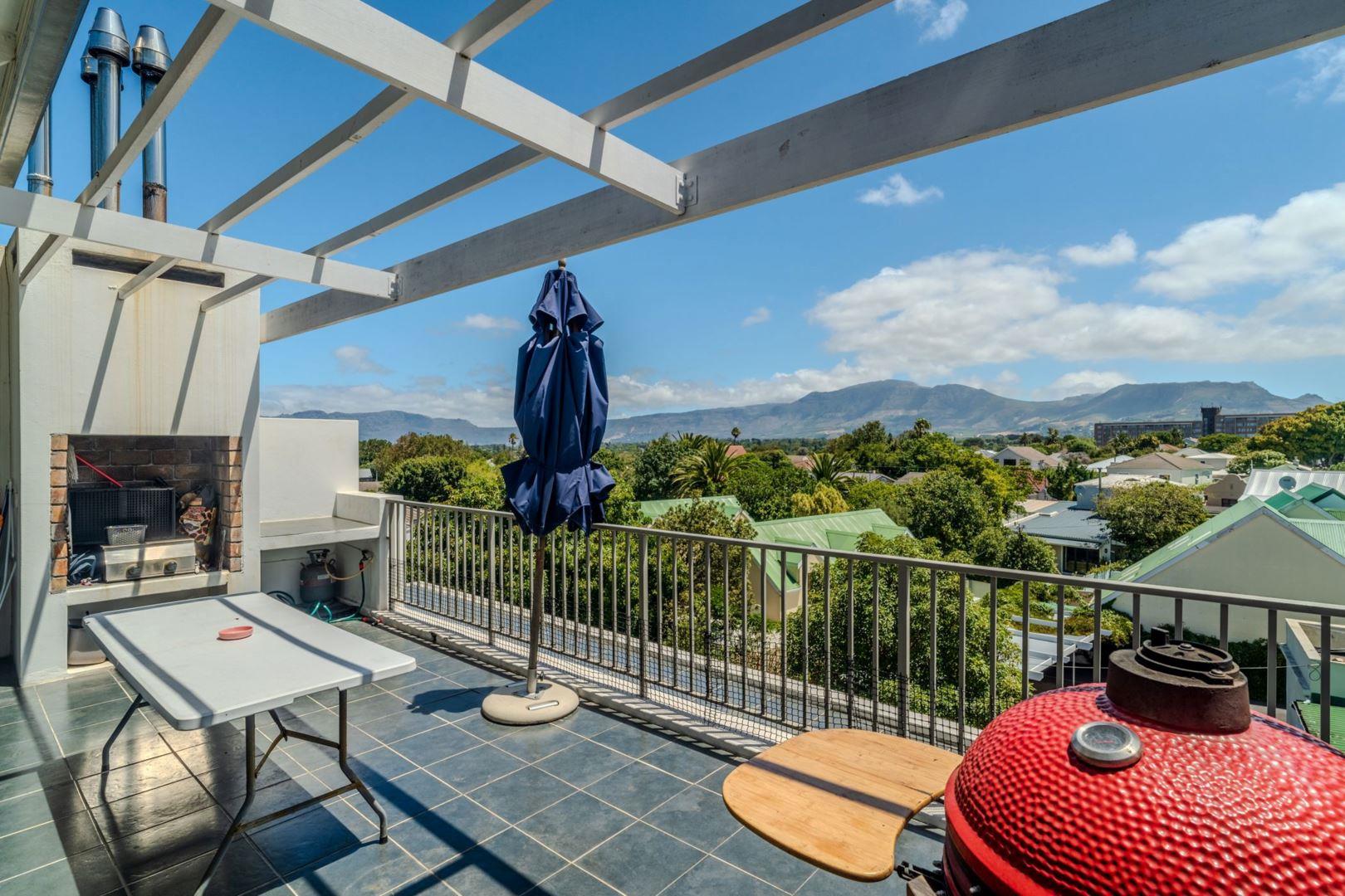 Southern Suburbs Property Houses for sale in Southern Suburbs