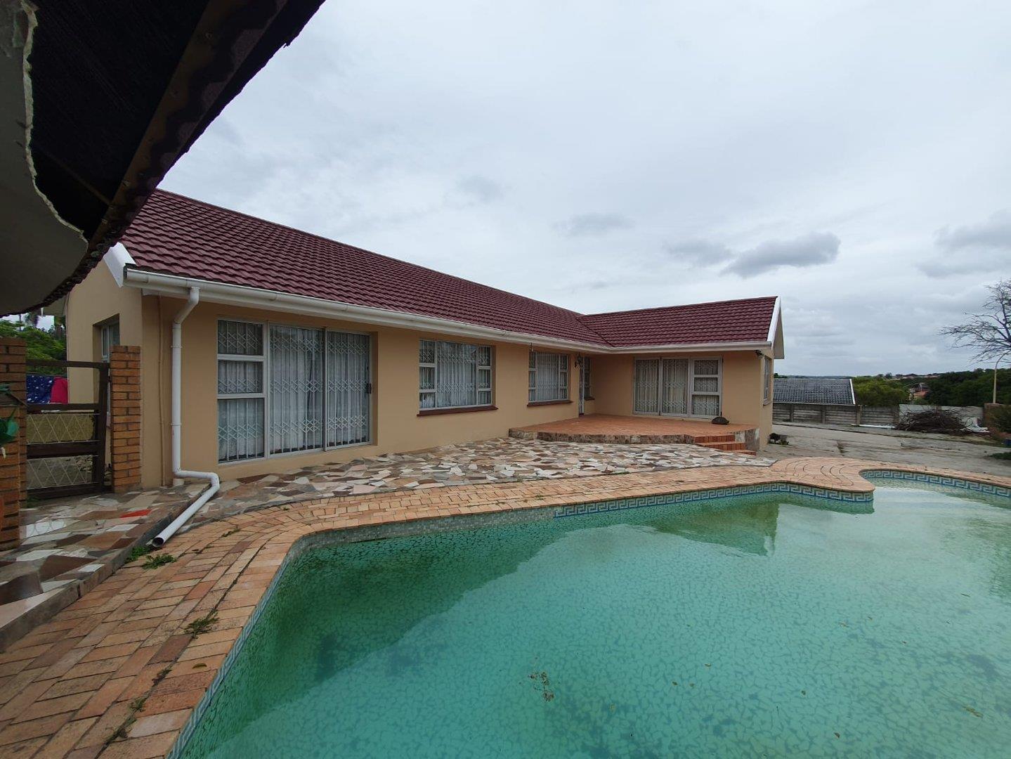 7 Bedroom House for sale in Haven Hills P24113848377