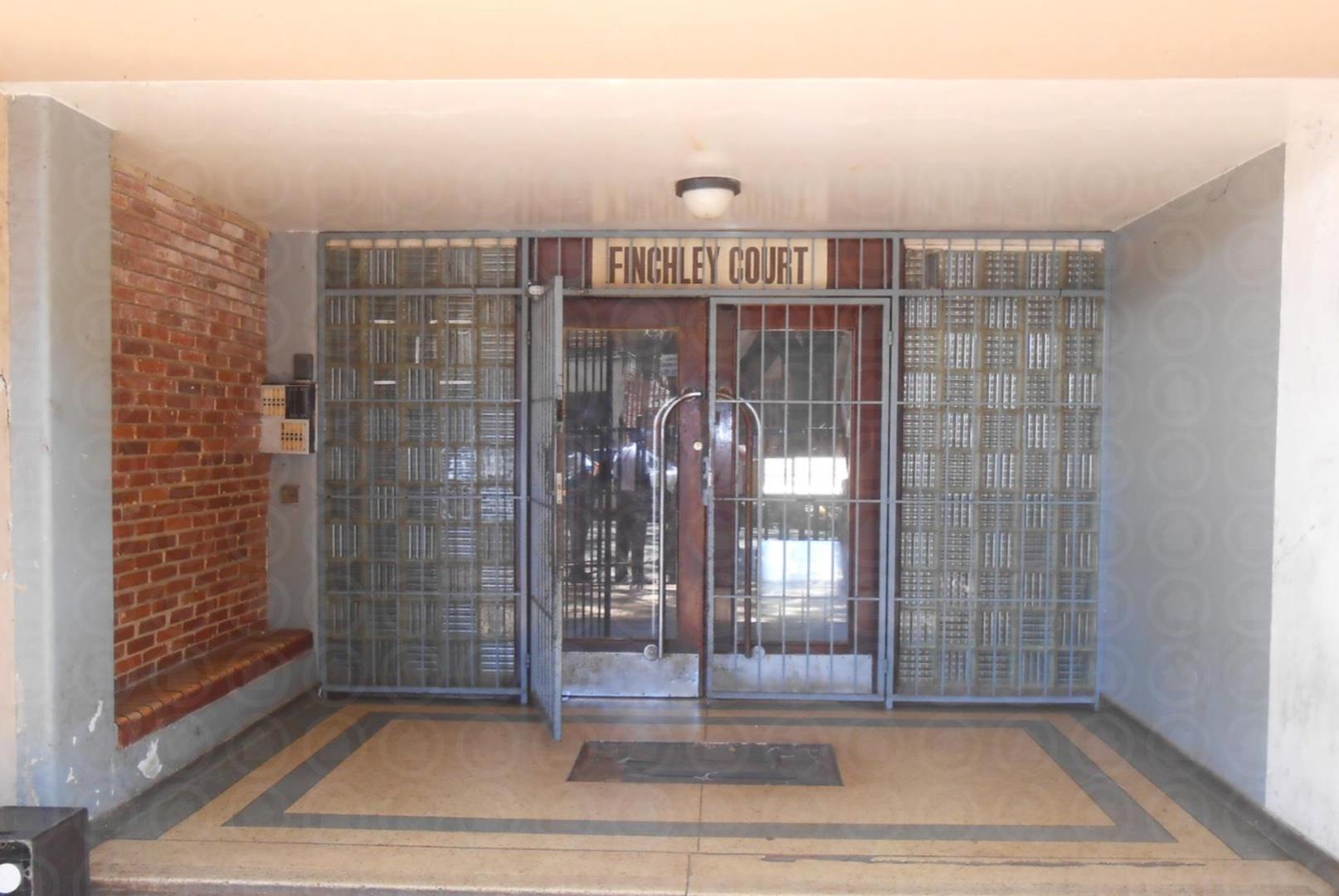 2 Bedroom Apartment / flat to rent in Yeoville 23 Fortesque Street