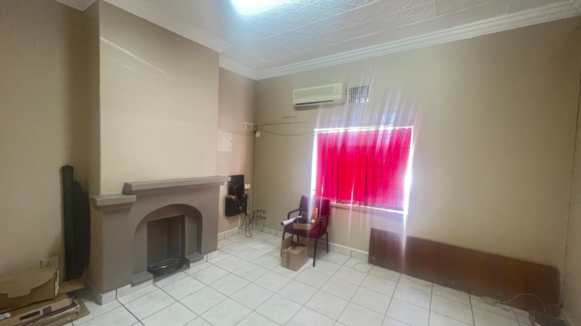 Commercial property for sale in Kimberley North 19 Roper Street P24