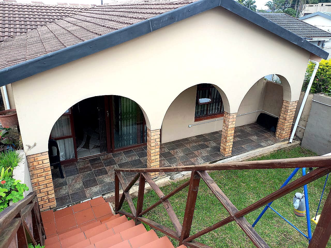 2 Bedroom House for sale in Grosvenor P24113851065