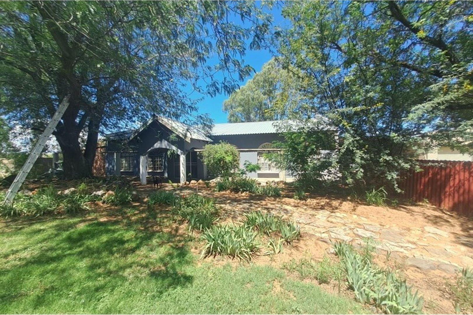 Martindale, Bloemfontein Property Property and houses for sale in