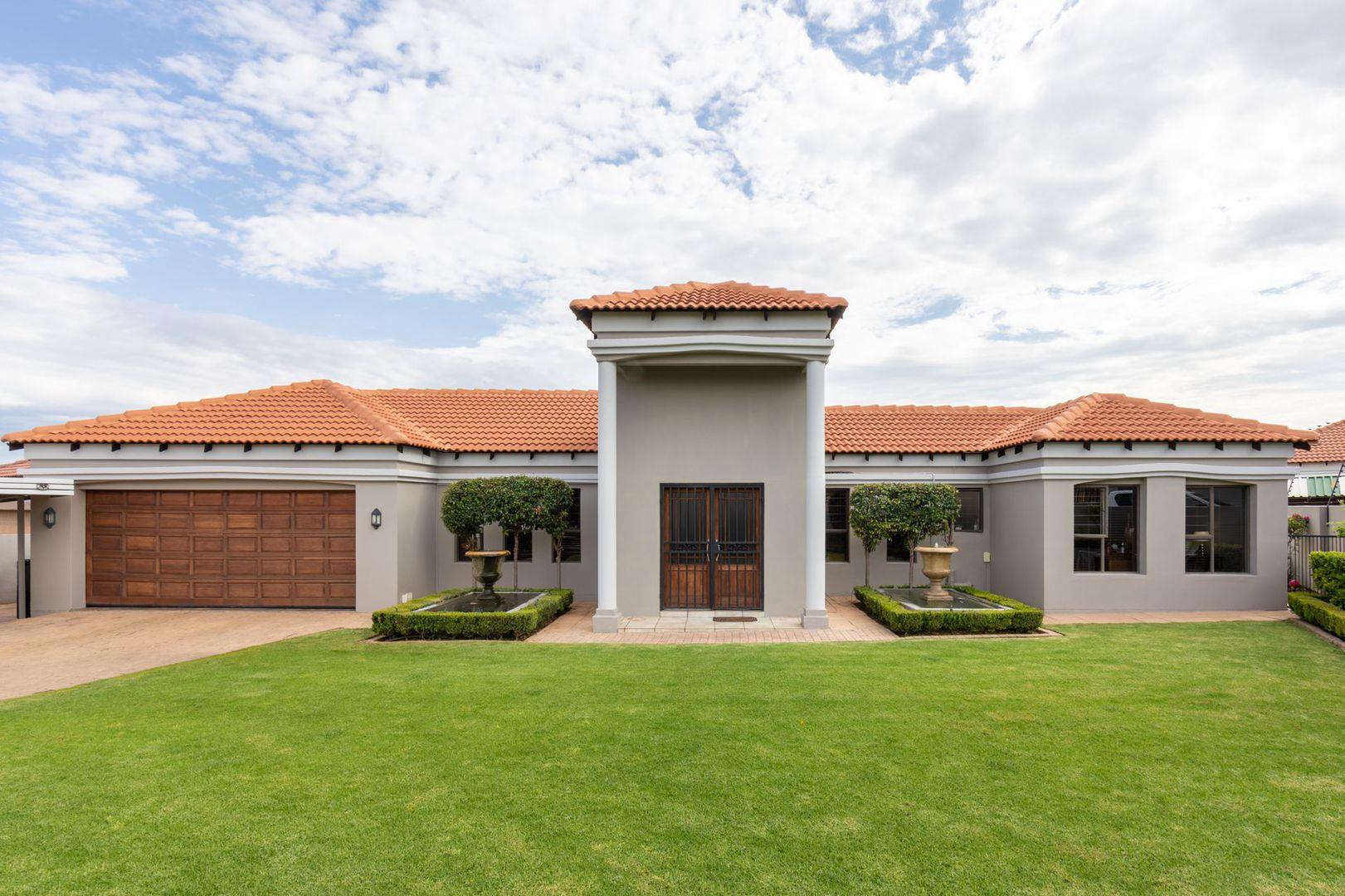 4 Bedroom House for sale in Baillie Park P24113854574