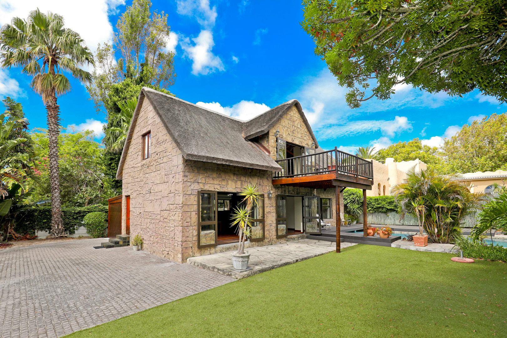 Constantia, Cape Town Property Houses for sale in Constantia, Cape