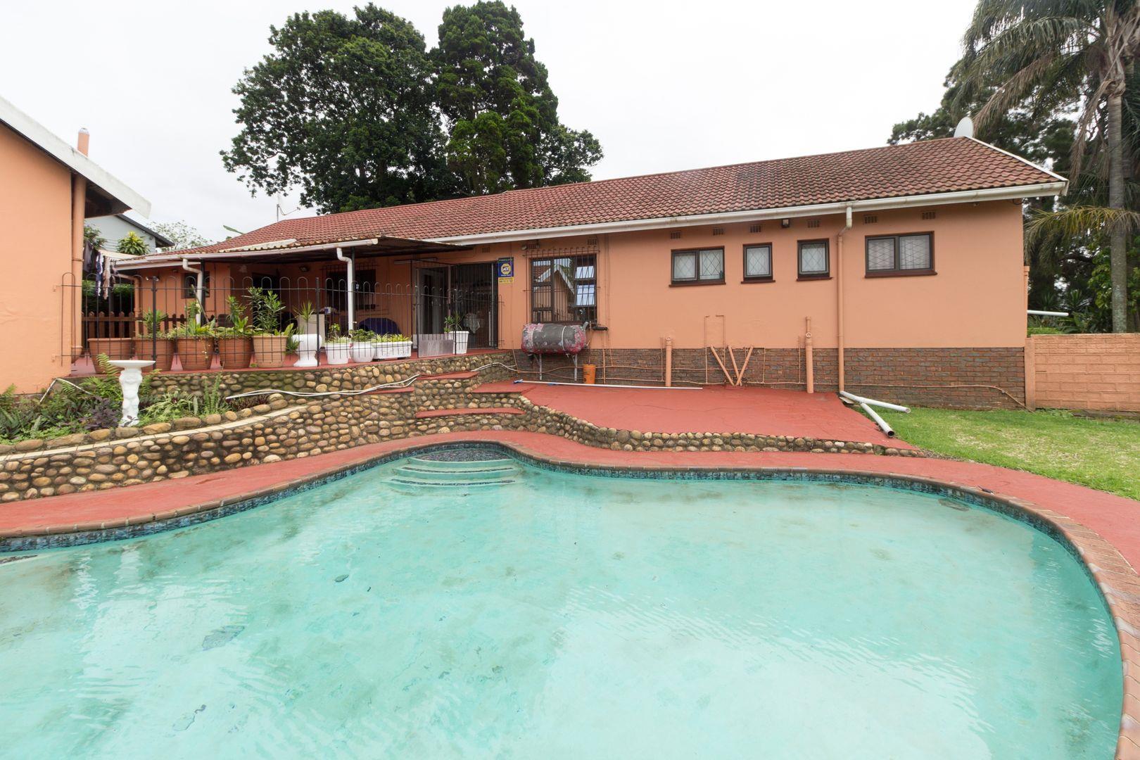 4 Bedroom House for sale in Northdene P24113854934