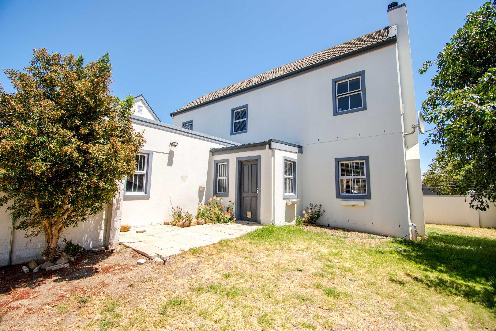 Blue Crane Estate, Somerset West Property Property and houses for