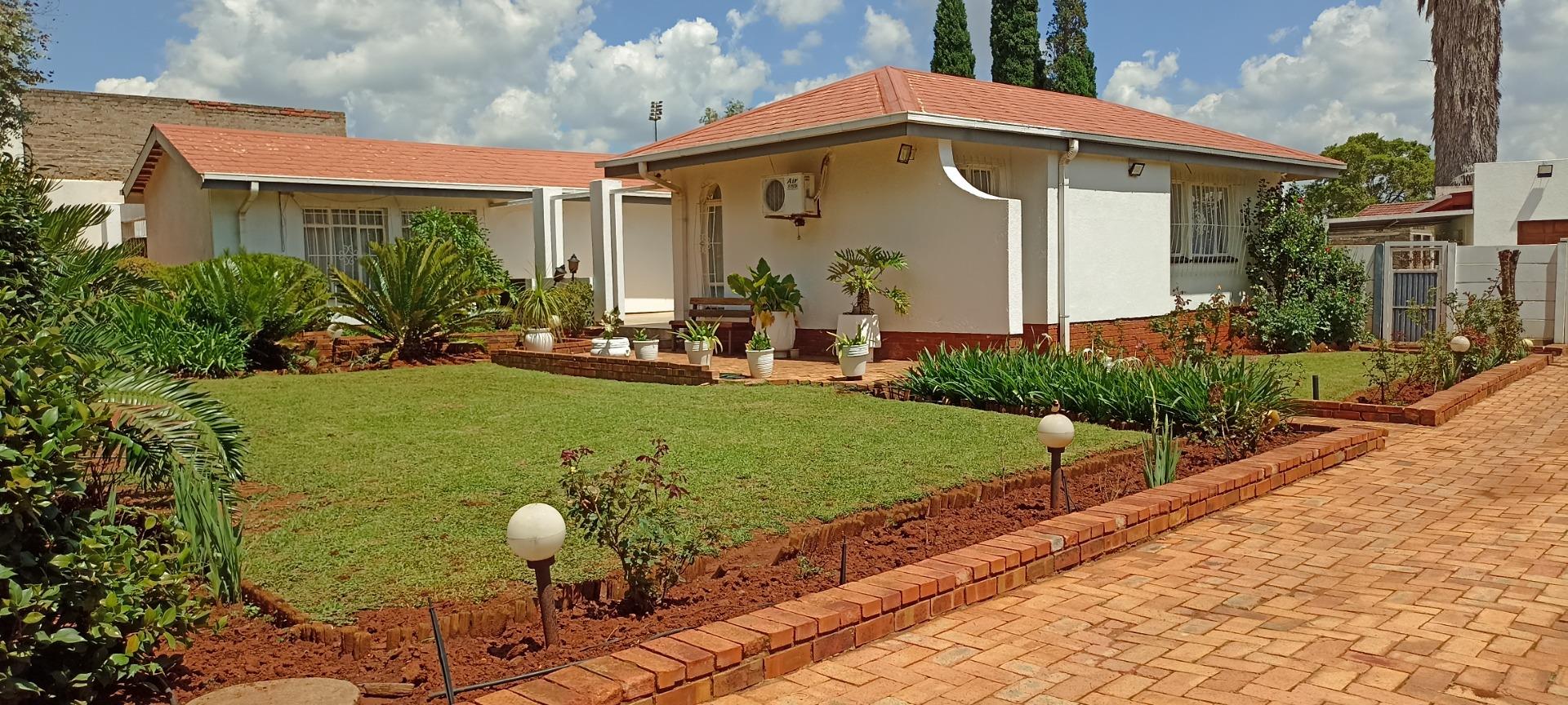 3 Bedroom House for sale in Ennerdale P24113856487