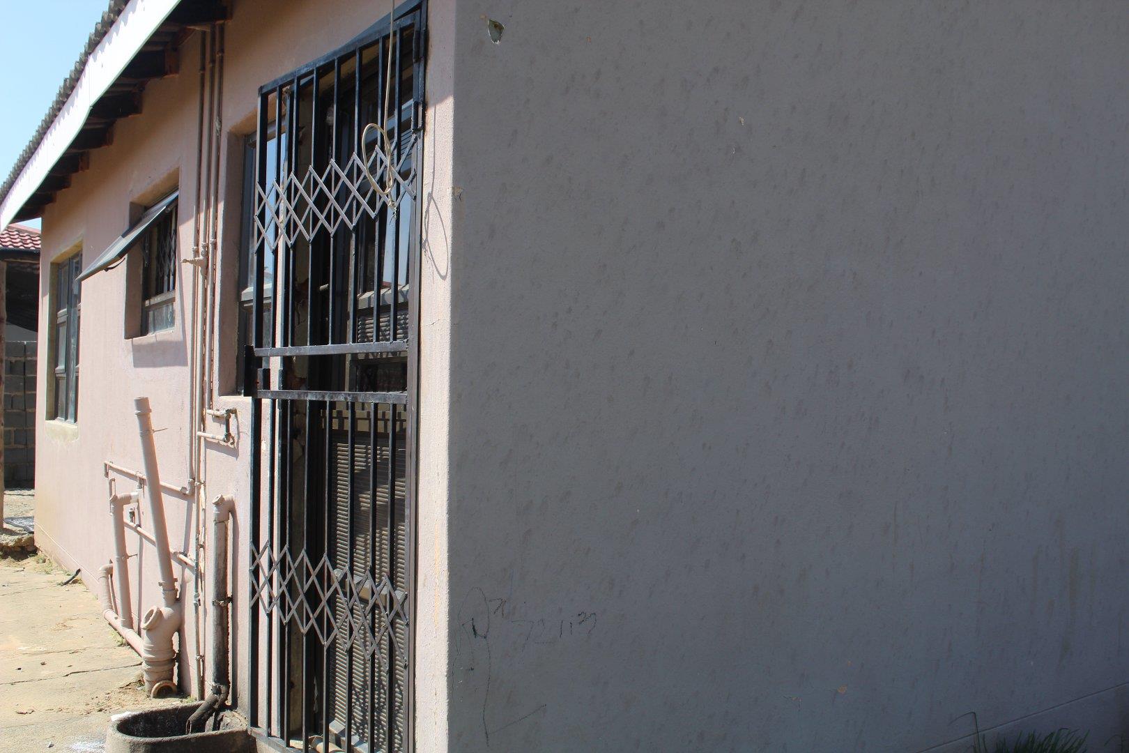 House for sale in Acaciaville P24113856519