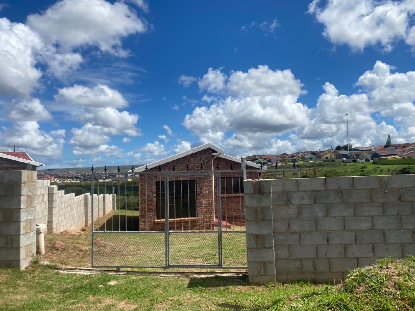 3 Bedroom House for sale in Kwadwesi P24113857630