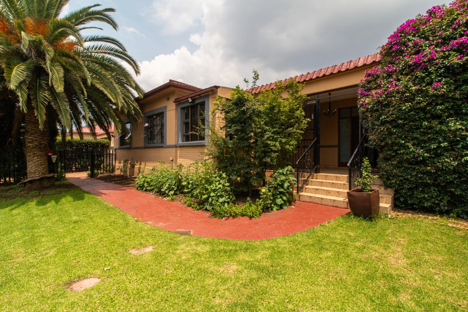 3 Bedroom House for sale in Kensington P24113858090