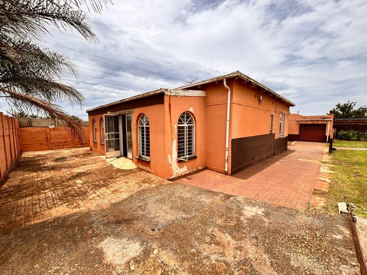 3 Bedroom House for sale in Newlands P24113858235
