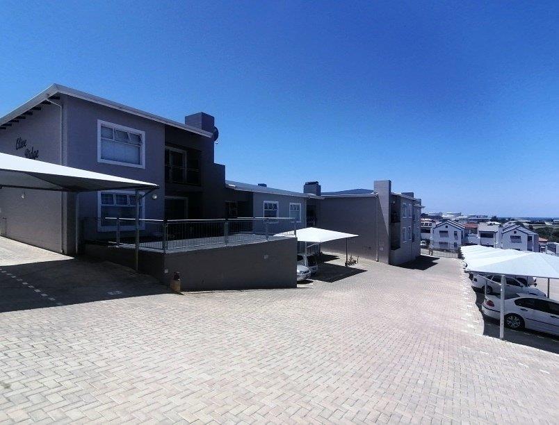 2 Bedroom Apartment / flat for sale in Island View P24113858362