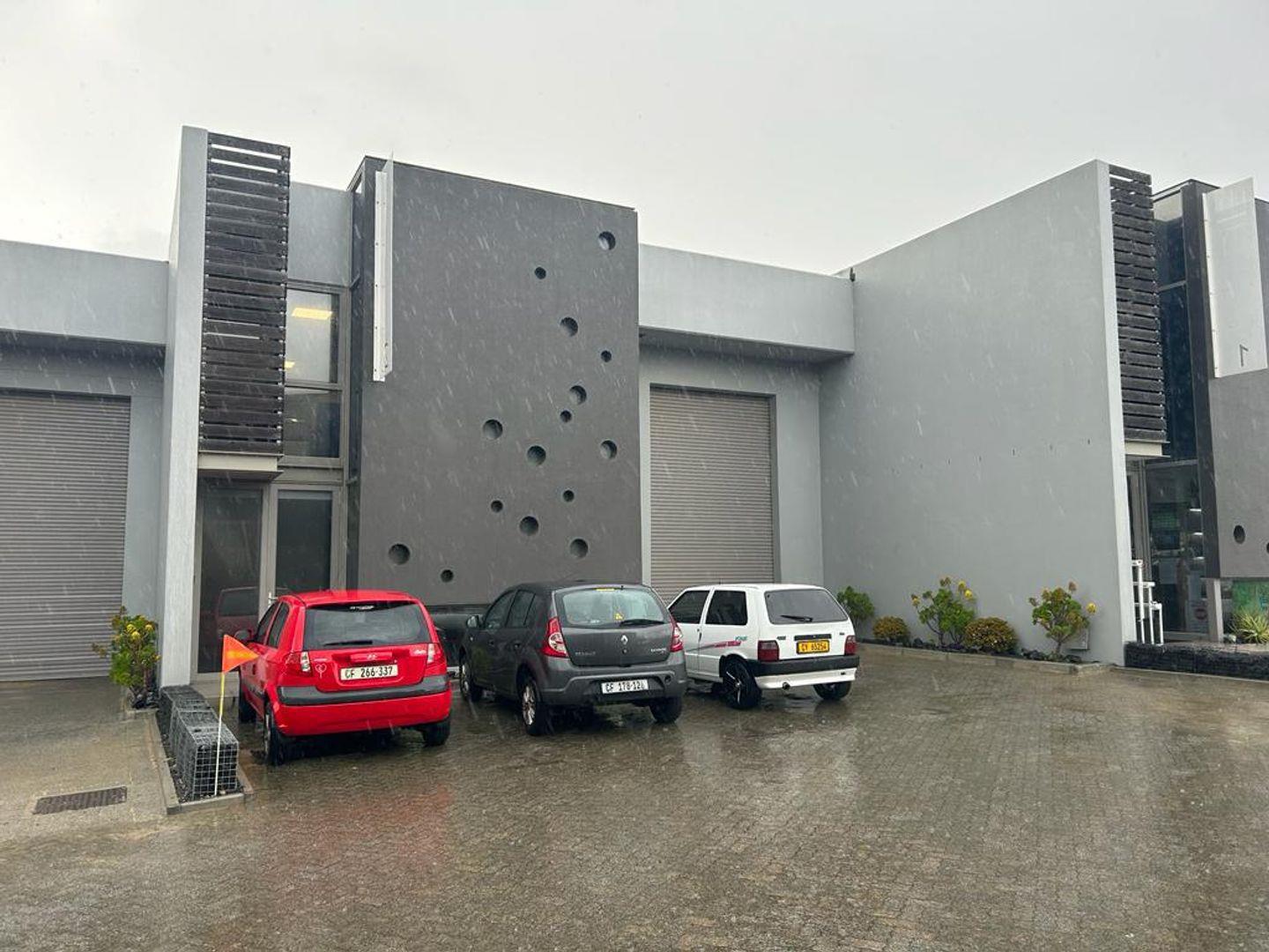 Industrial property to rent in Brackenfell Industrial 2 Reserve 1, 2