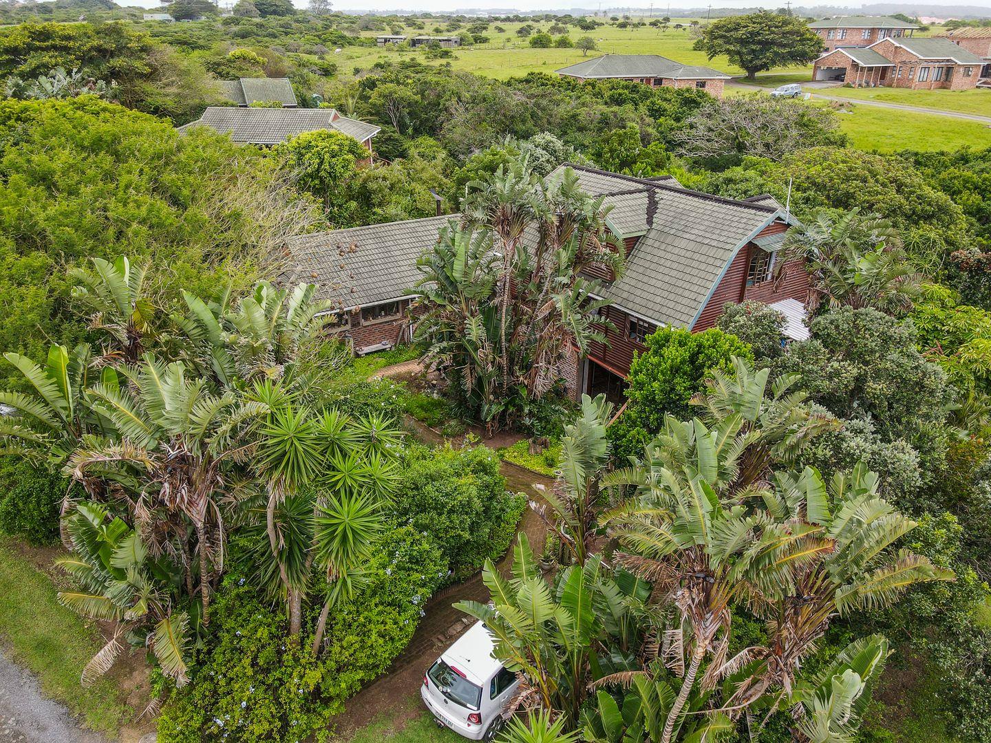 3 Bedroom House for sale in Cove Rock P24113859249