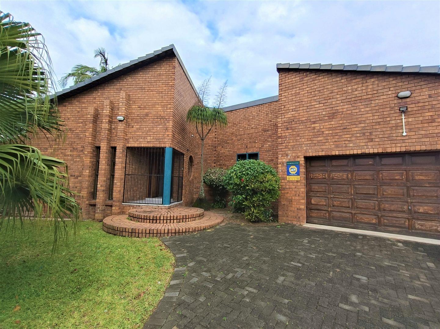 4 Bedroom House to rent in Meer En See P24112986314