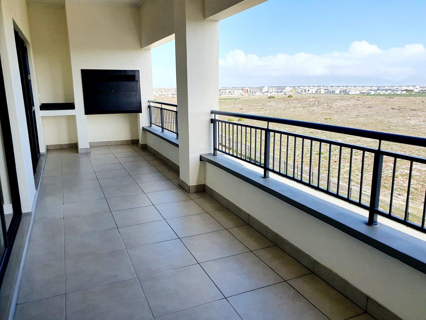 2 Bedroom Apartment / flat for sale in Sandown 164 Tryall Road, Sandown, Blouberg P24114158934