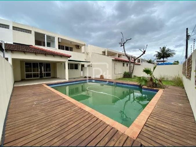 4 Bedroom House for Sale in Maputo