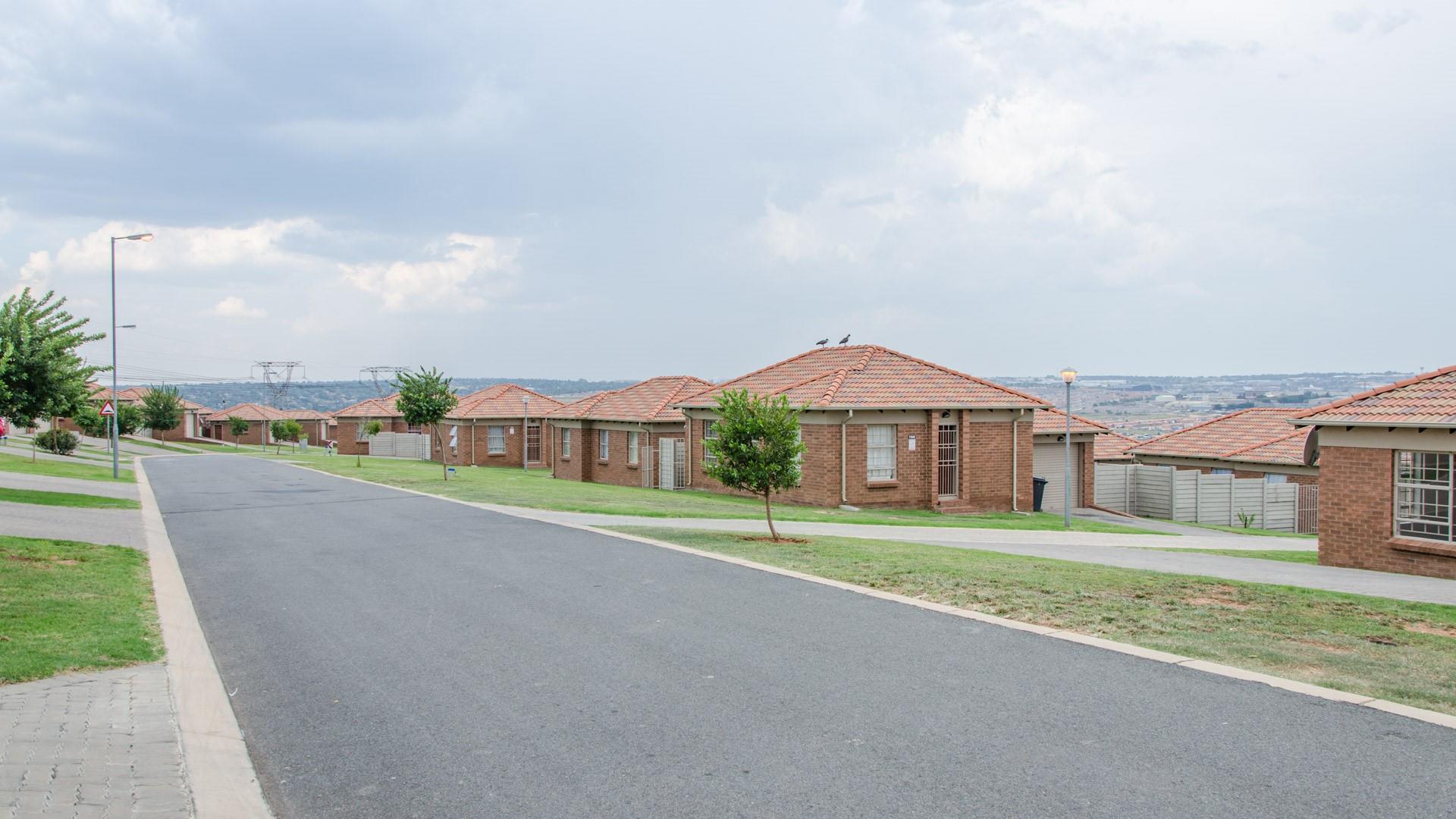 3 Bedroom House to rent in Thatch Hill Estate Thatch Hill Estate P24113861453