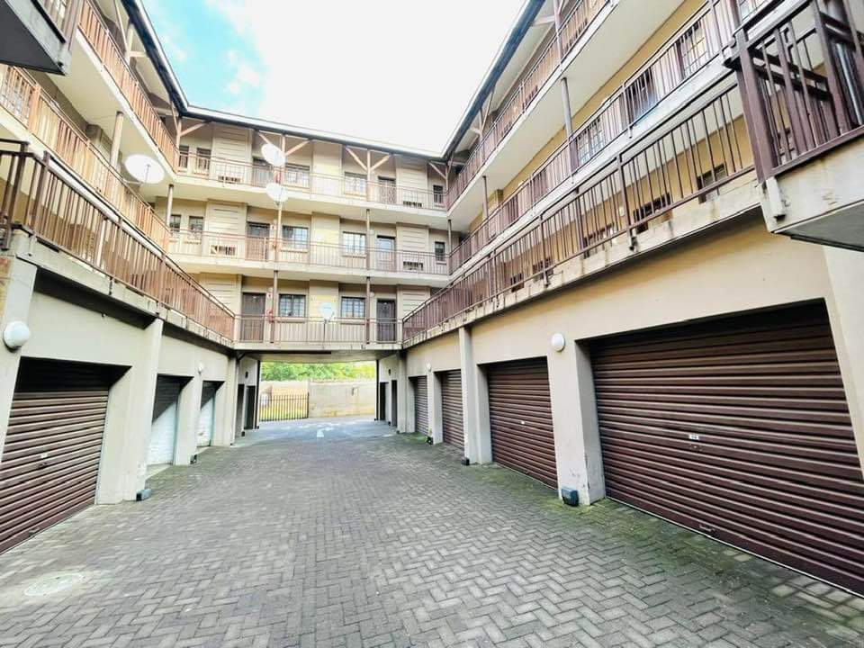 1 Bedroom House for sale in Witbank Ext 10 P24113861844