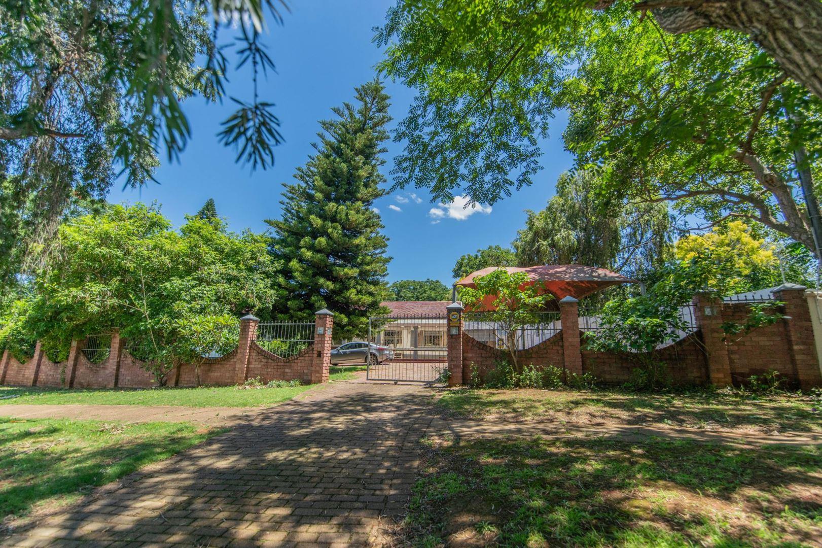 3 Bedroom House for sale in Janssendal 9 Couldridge Crescent P24113802158