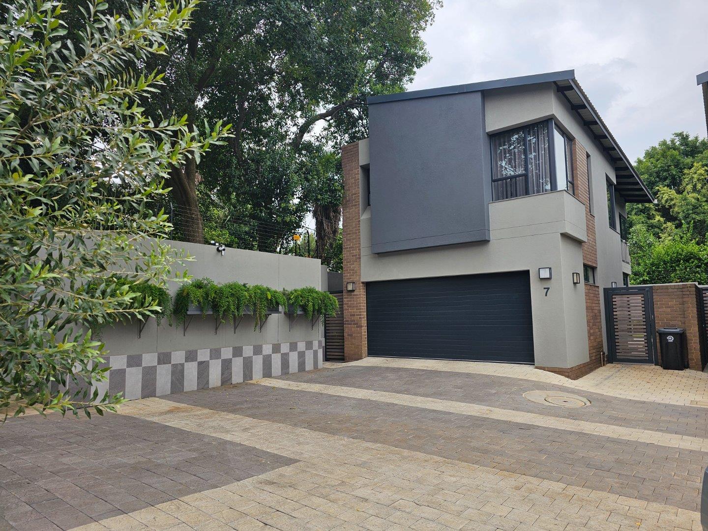 3 Bedroom Townhouse to rent in Menlo Park P24114598838