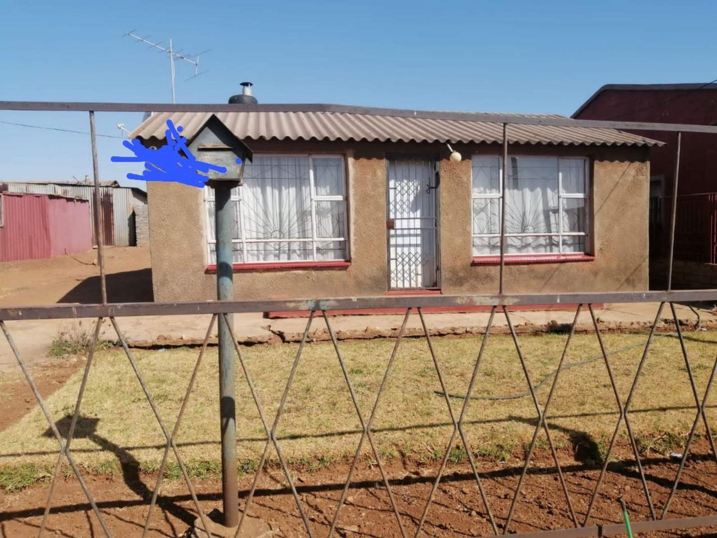 2 Bedroom House for sale in Sebokeng Zone 13 P24113863381