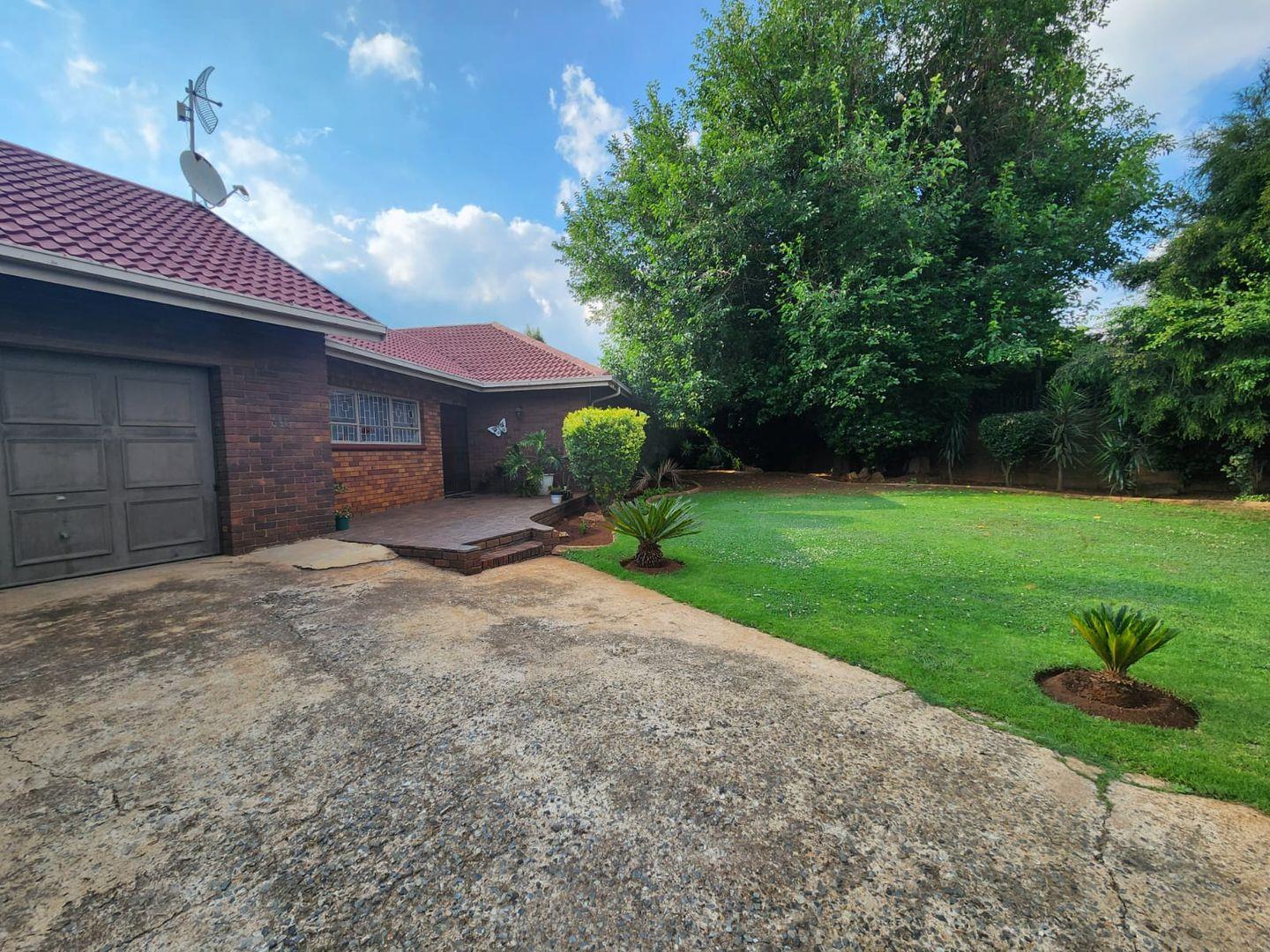 Denneoord, Brakpan Property Property and houses to rent in Denneoord