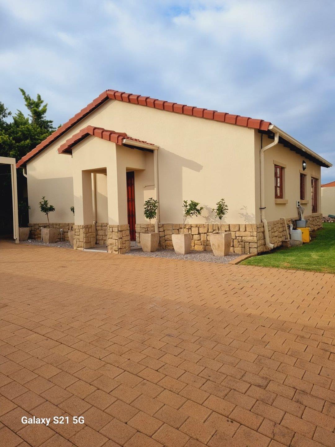 2 Bedroom Townhouse for sale in Blue Hills Summit View Estate 6