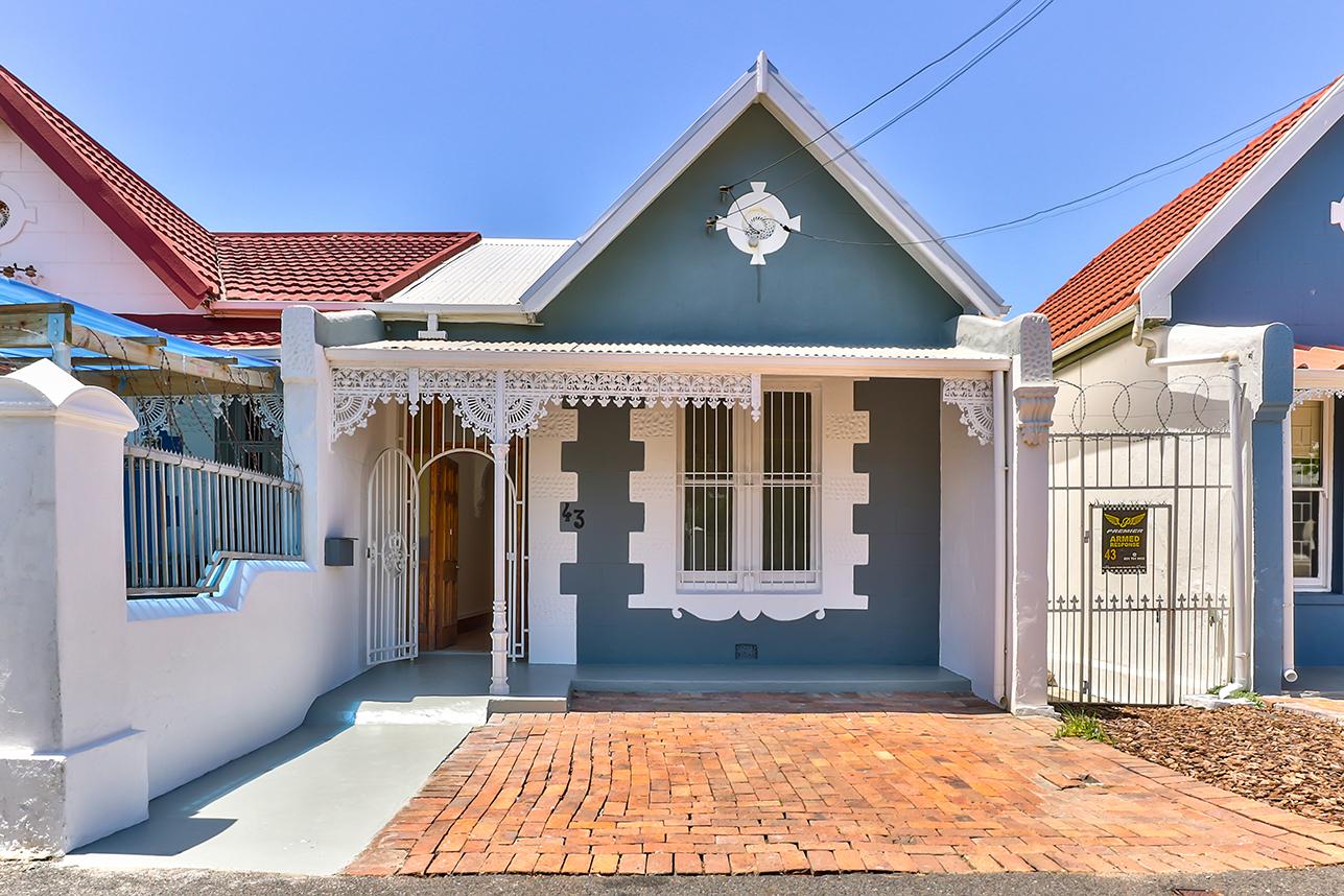 2 Bedroom House for sale in Observatory P24113866447