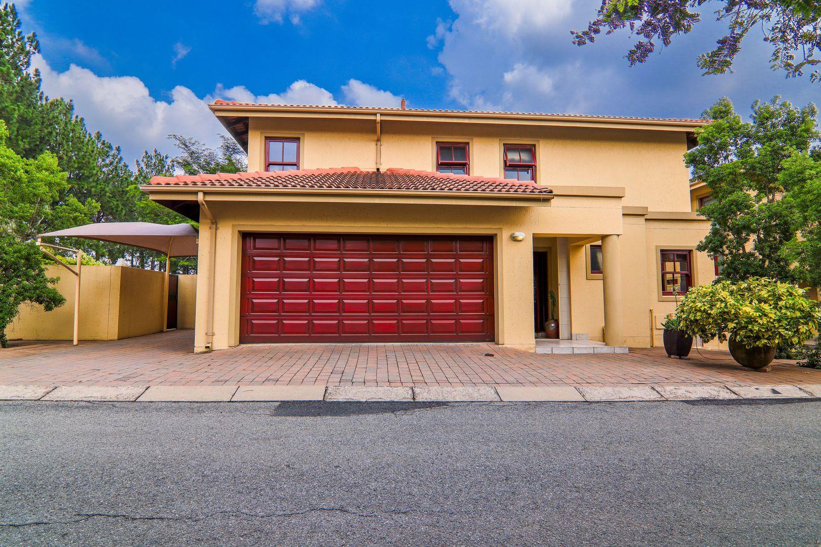 3 Bedroom House for sale in Broadacres P24113867247