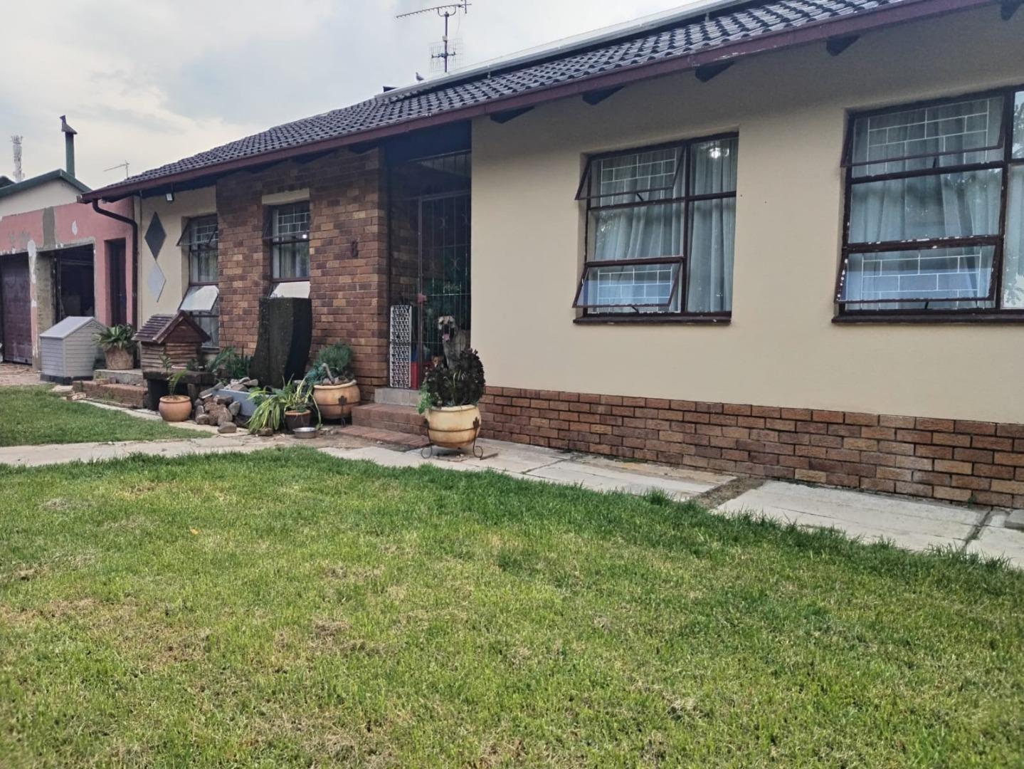 3 Bedroom House for sale in Secunda P24113867520