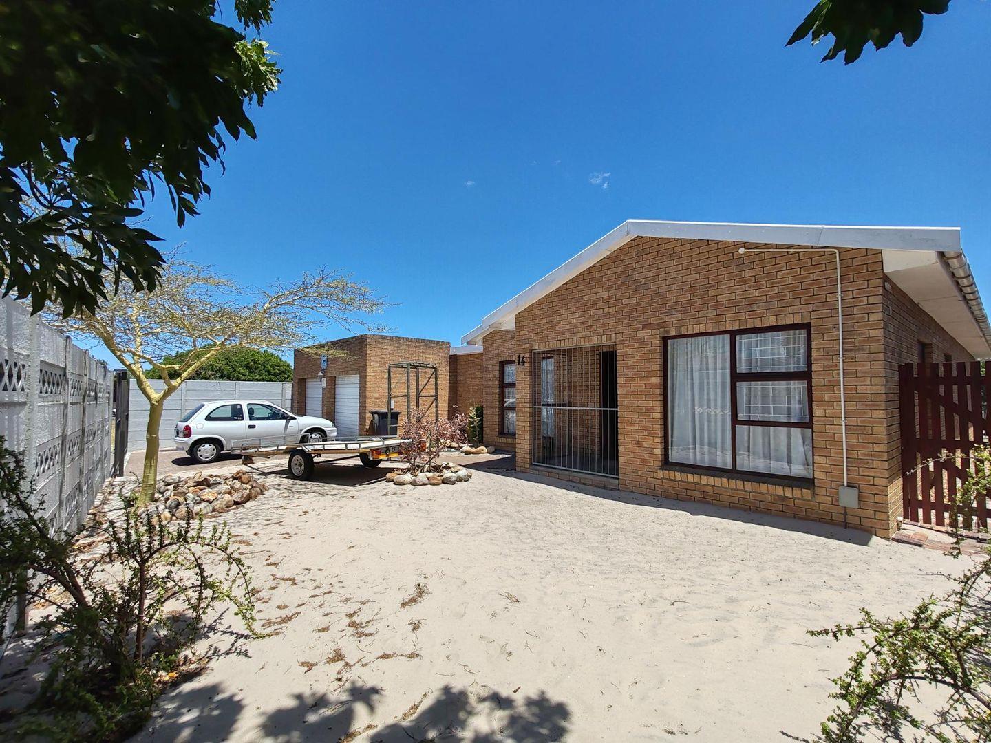 4 Bedroom House for sale in St Dumas P24112507698